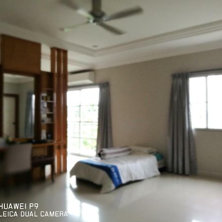 Guesthouse Dragon Place Taiping Extérieur photo