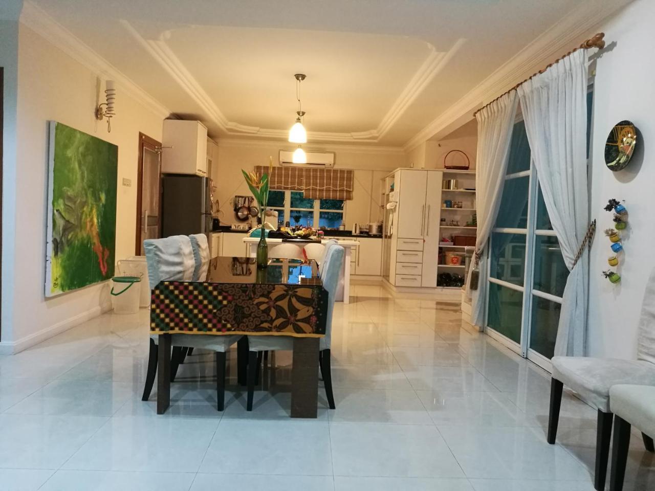 Guesthouse Dragon Place Taiping Extérieur photo
