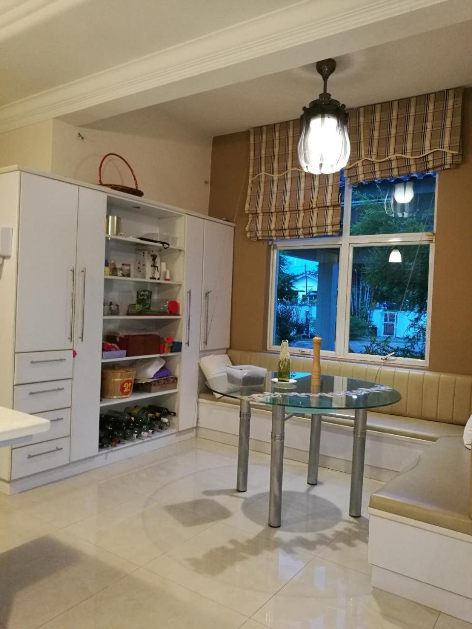 Guesthouse Dragon Place Taiping Extérieur photo