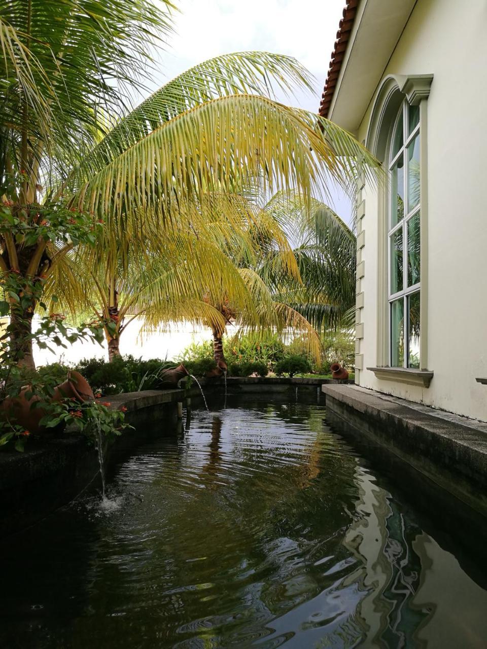 Guesthouse Dragon Place Taiping Extérieur photo